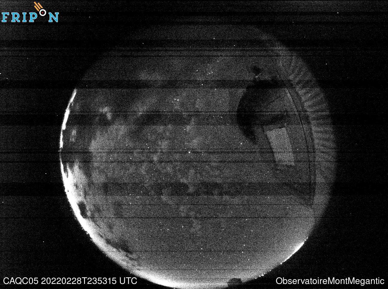 Full size image detection Observatoire du Mont-MÃ©gantic (CAQC05) Universal Time