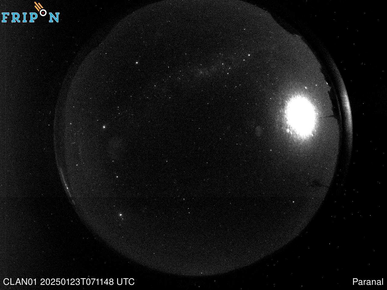 Full size image detection Cerro Paranal - ESO (CLAN01) Universal Time